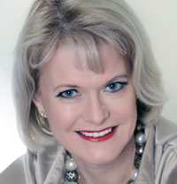 Dr. Bettina Horster